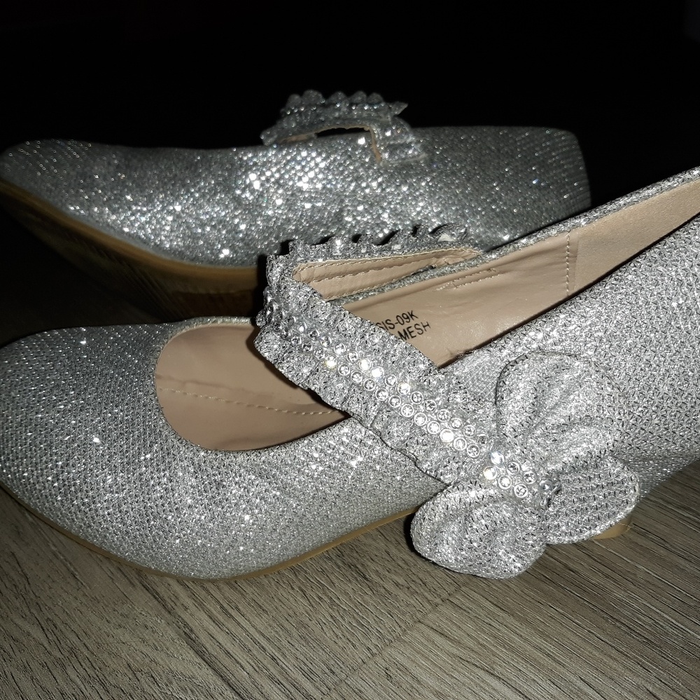 Girls dress shoes